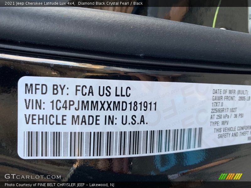 Diamond Black Crystal Pearl / Black 2021 Jeep Cherokee Latitude Lux 4x4