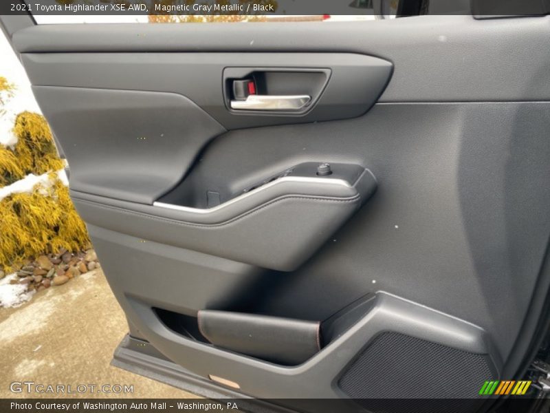 Magnetic Gray Metallic / Black 2021 Toyota Highlander XSE AWD