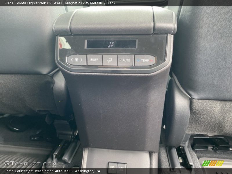 Magnetic Gray Metallic / Black 2021 Toyota Highlander XSE AWD