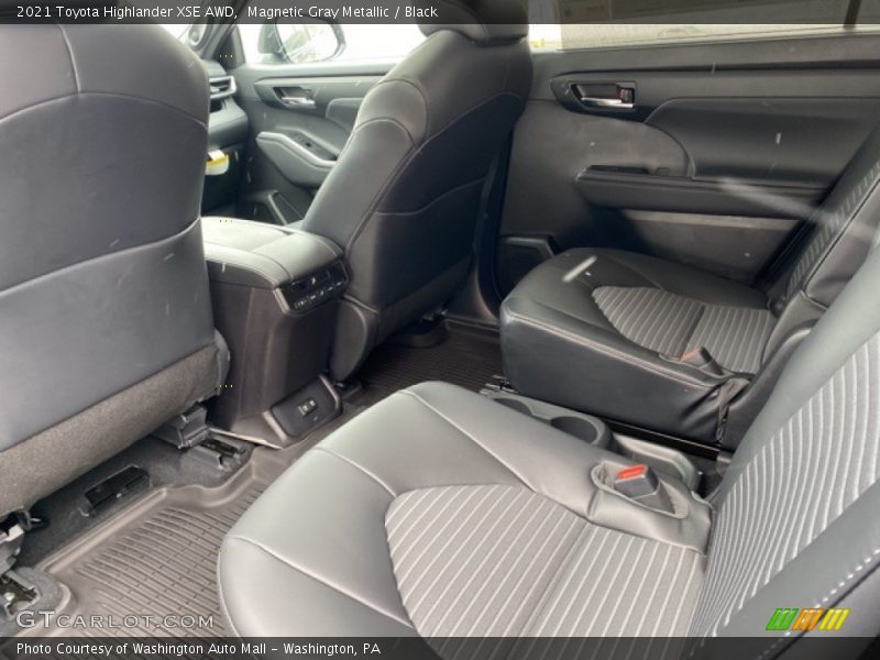 Magnetic Gray Metallic / Black 2021 Toyota Highlander XSE AWD