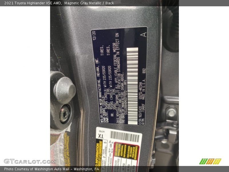 Magnetic Gray Metallic / Black 2021 Toyota Highlander XSE AWD