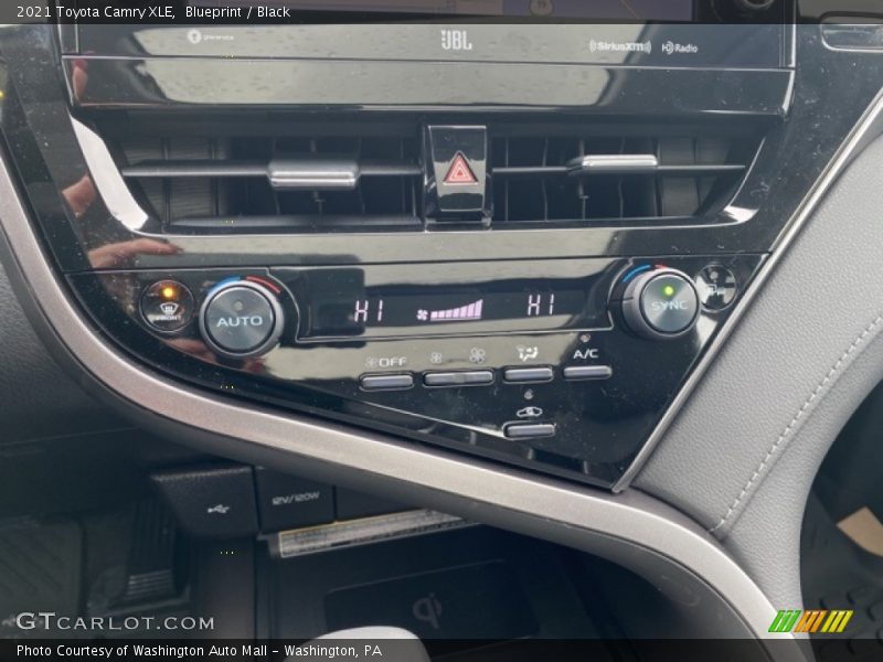 Blueprint / Black 2021 Toyota Camry XLE