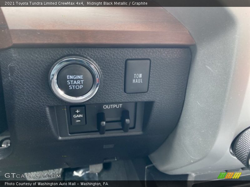 Midnight Black Metallic / Graphite 2021 Toyota Tundra Limited CrewMax 4x4