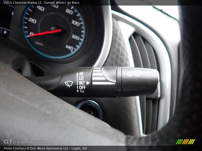 Summit White / Jet Black 2019 Chevrolet Malibu LS
