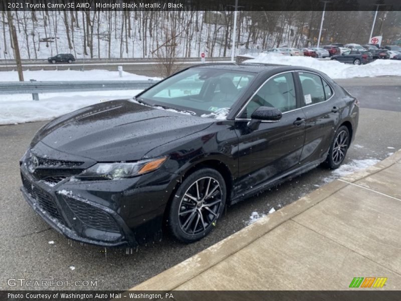 Midnight Black Metallic / Black 2021 Toyota Camry SE AWD