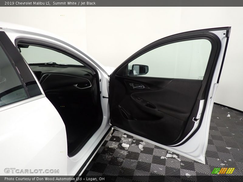 Summit White / Jet Black 2019 Chevrolet Malibu LS