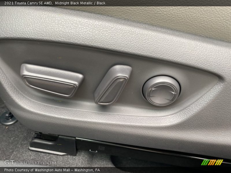 Midnight Black Metallic / Black 2021 Toyota Camry SE AWD