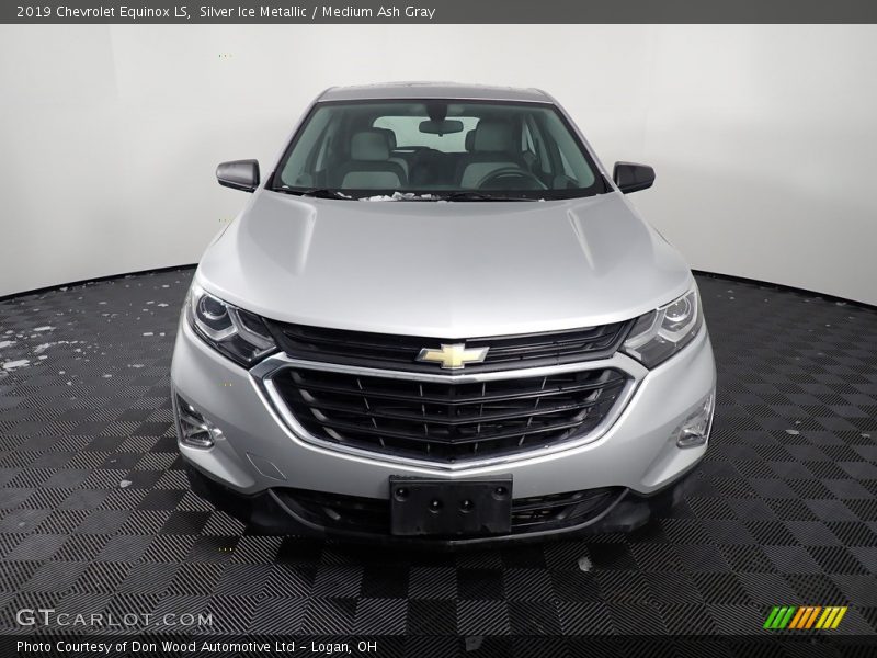 Silver Ice Metallic / Medium Ash Gray 2019 Chevrolet Equinox LS