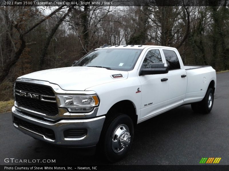 Bright White / Black 2021 Ram 3500 Tradesman Crew Cab 4x4