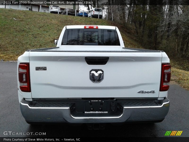 Bright White / Black 2021 Ram 3500 Tradesman Crew Cab 4x4