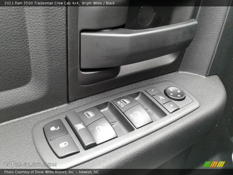 Bright White / Black 2021 Ram 3500 Tradesman Crew Cab 4x4