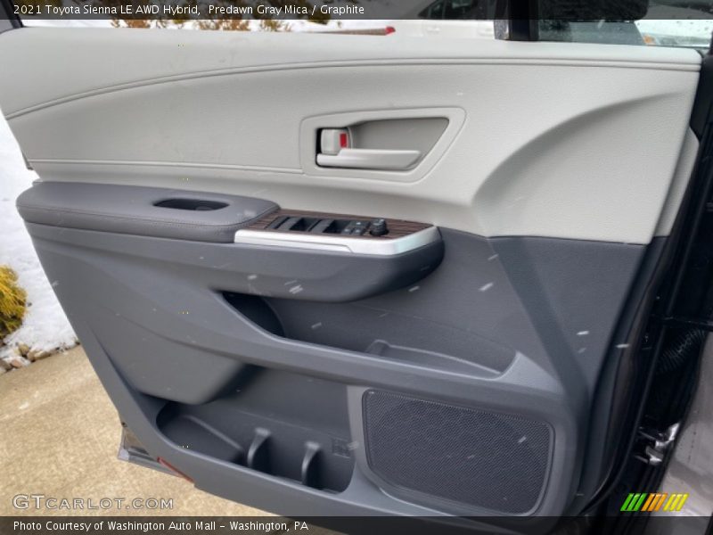 Predawn Gray Mica / Graphite 2021 Toyota Sienna LE AWD Hybrid
