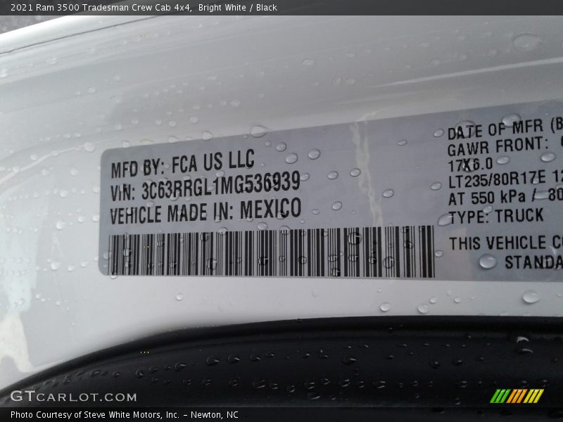 Bright White / Black 2021 Ram 3500 Tradesman Crew Cab 4x4