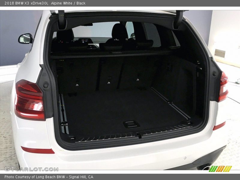 Alpine White / Black 2018 BMW X3 xDrive30i