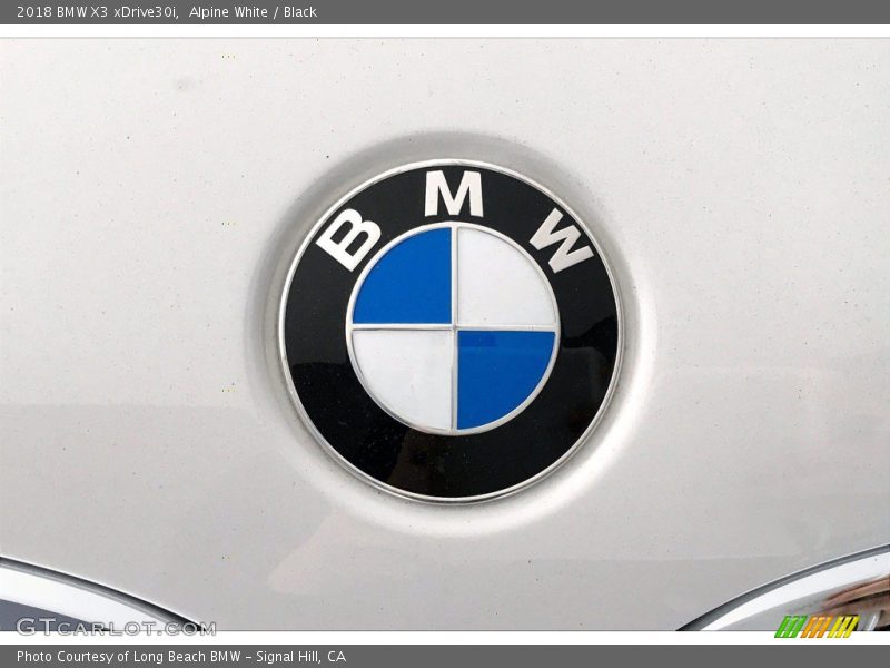 Alpine White / Black 2018 BMW X3 xDrive30i