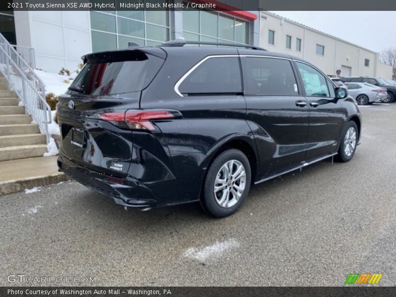 Midnight Black Metallic / Graphite 2021 Toyota Sienna XSE AWD Hybrid
