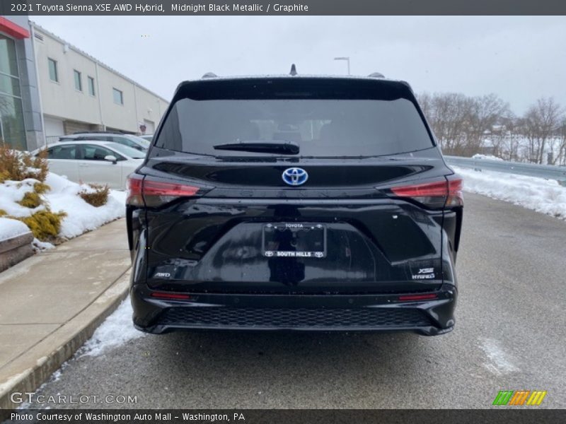 Midnight Black Metallic / Graphite 2021 Toyota Sienna XSE AWD Hybrid