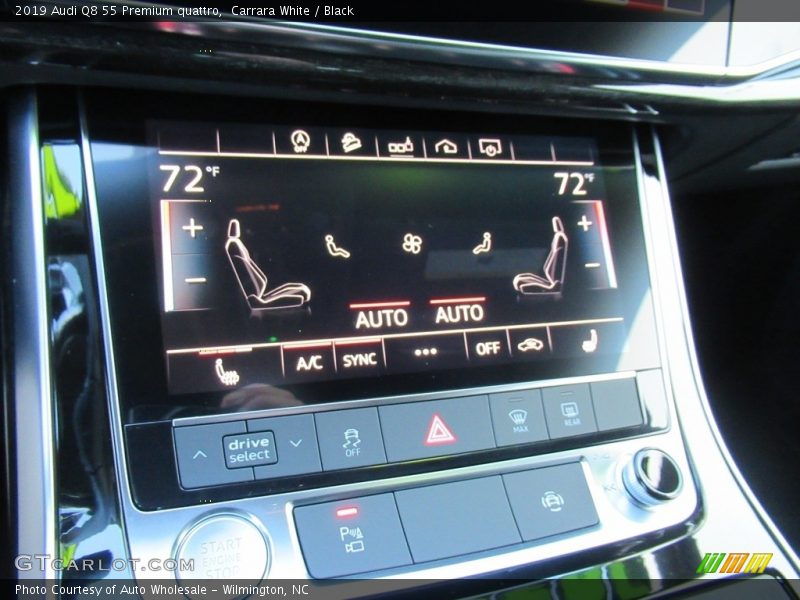 Carrara White / Black 2019 Audi Q8 55 Premium quattro