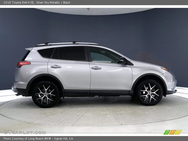 Silver Sky Metallic / Black 2016 Toyota RAV4 SE