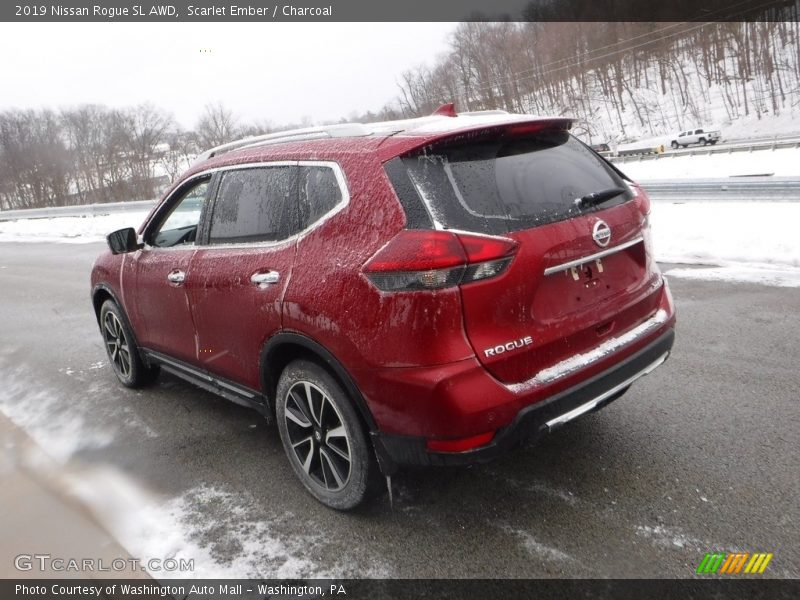 Scarlet Ember / Charcoal 2019 Nissan Rogue SL AWD