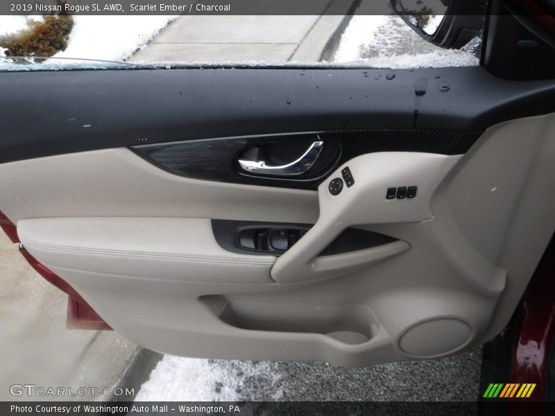 Scarlet Ember / Charcoal 2019 Nissan Rogue SL AWD