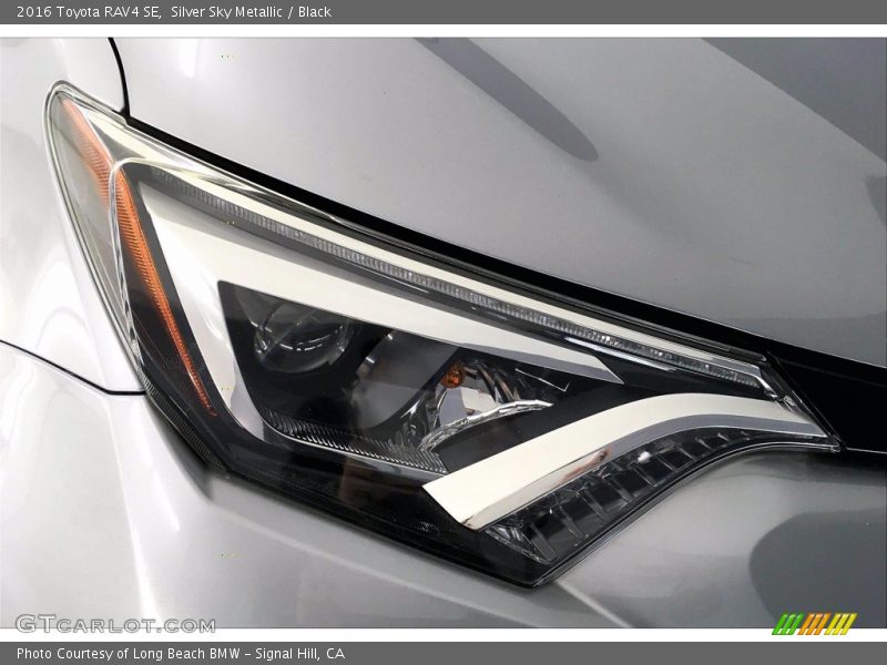 Silver Sky Metallic / Black 2016 Toyota RAV4 SE