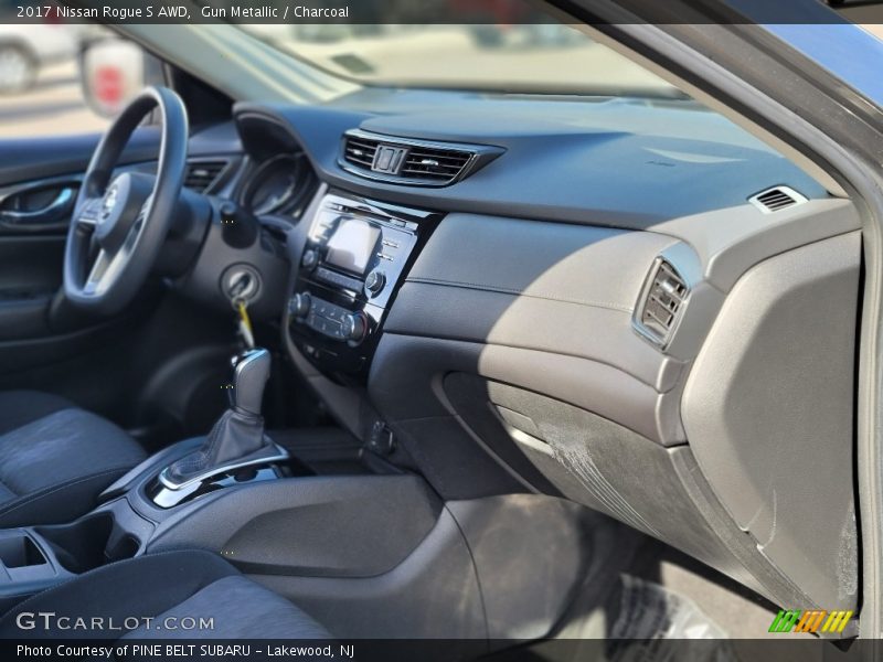 Gun Metallic / Charcoal 2017 Nissan Rogue S AWD