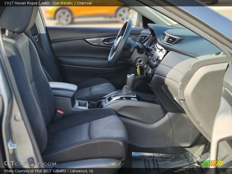 Gun Metallic / Charcoal 2017 Nissan Rogue S AWD