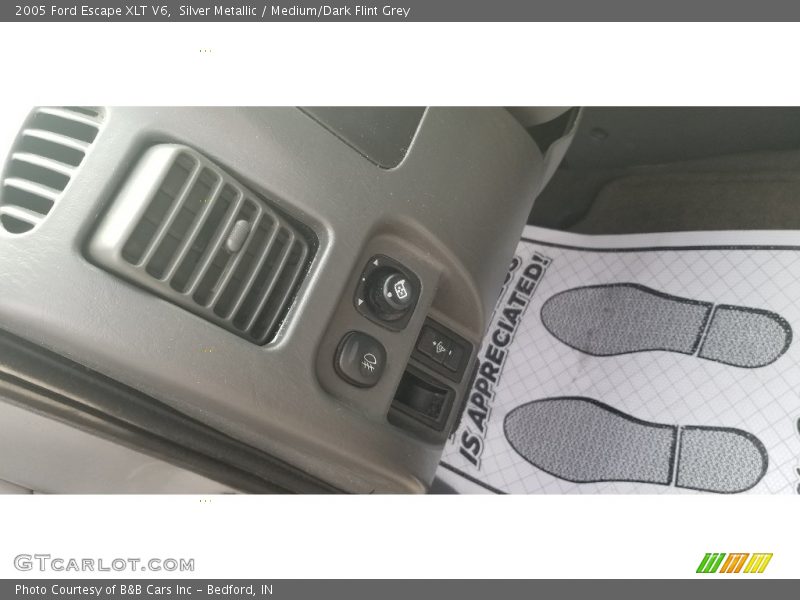Silver Metallic / Medium/Dark Flint Grey 2005 Ford Escape XLT V6
