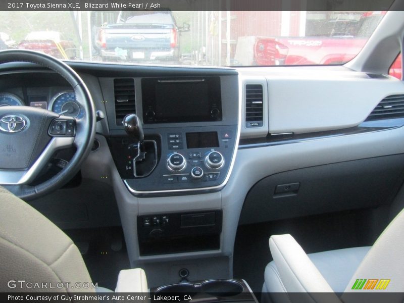 Blizzard White Pearl / Ash 2017 Toyota Sienna XLE