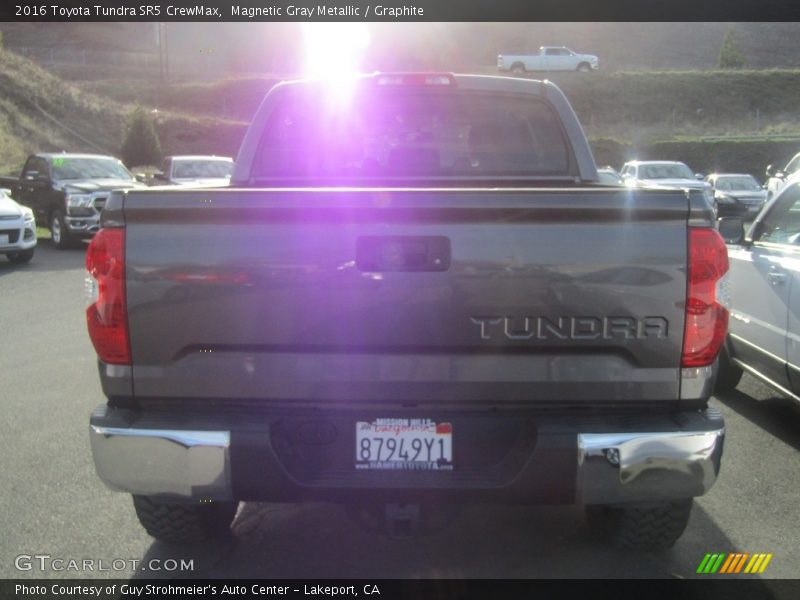Magnetic Gray Metallic / Graphite 2016 Toyota Tundra SR5 CrewMax