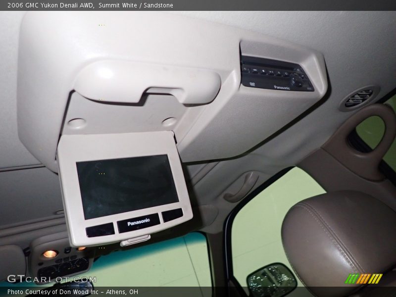 Summit White / Sandstone 2006 GMC Yukon Denali AWD