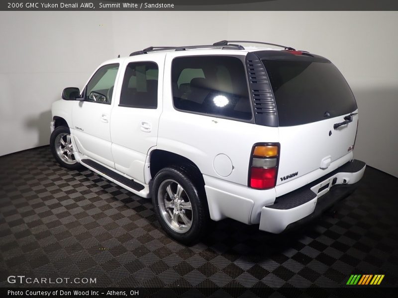 Summit White / Sandstone 2006 GMC Yukon Denali AWD