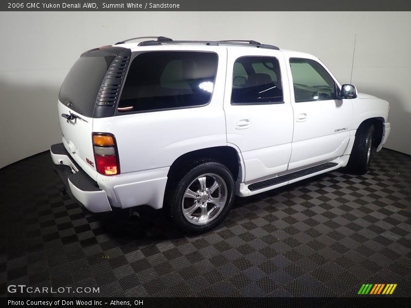 Summit White / Sandstone 2006 GMC Yukon Denali AWD