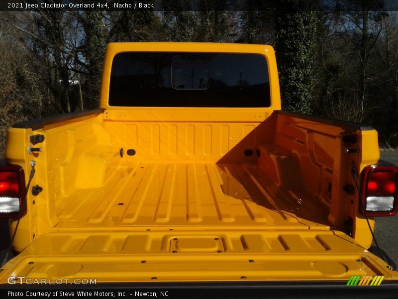 Nacho / Black 2021 Jeep Gladiator Overland 4x4