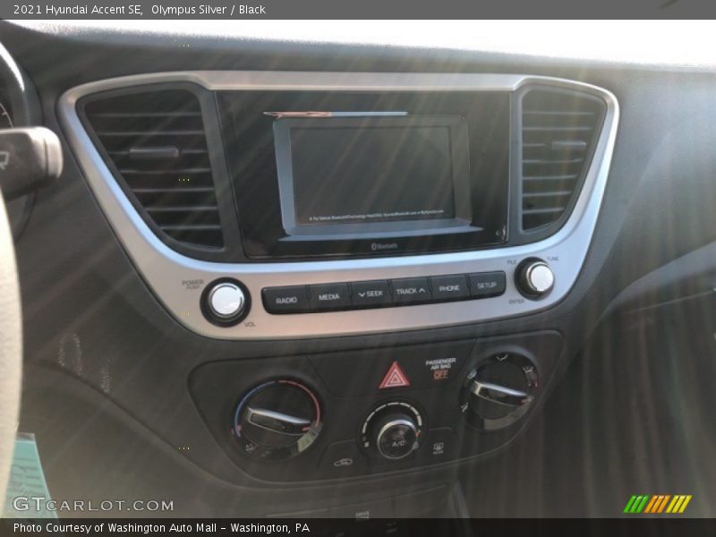 Olympus Silver / Black 2021 Hyundai Accent SE