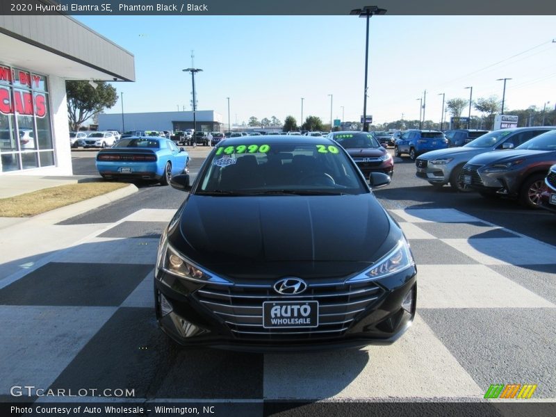 Phantom Black / Black 2020 Hyundai Elantra SE