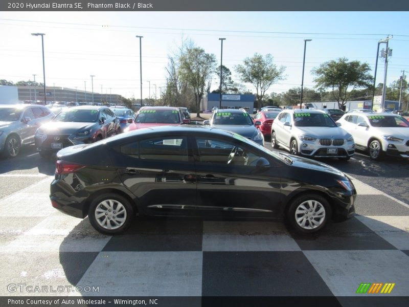 Phantom Black / Black 2020 Hyundai Elantra SE