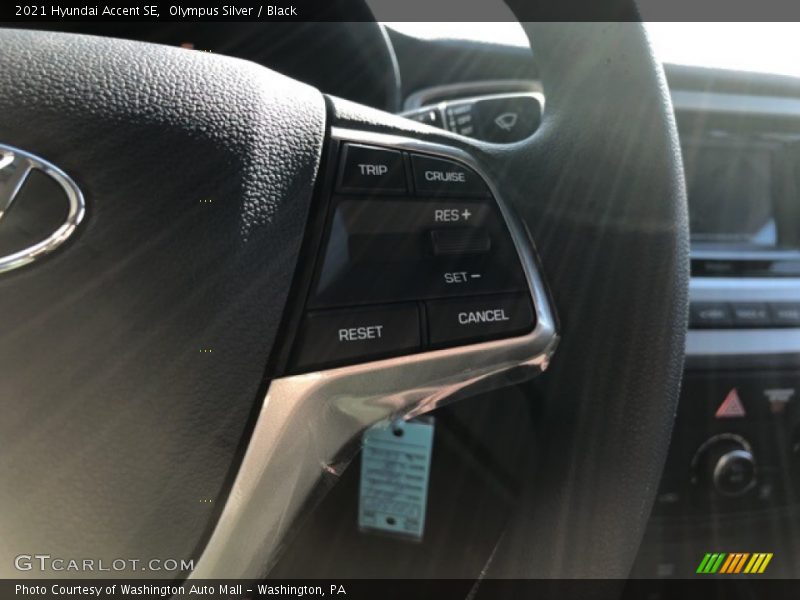 Olympus Silver / Black 2021 Hyundai Accent SE