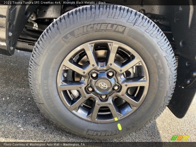Midnight Black Metallic / Black 2021 Toyota Tundra SR5 CrewMax 4x4