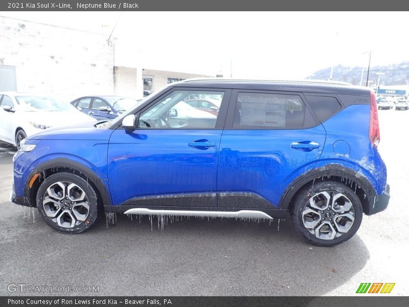 Neptune Blue / Black 2021 Kia Soul X-Line