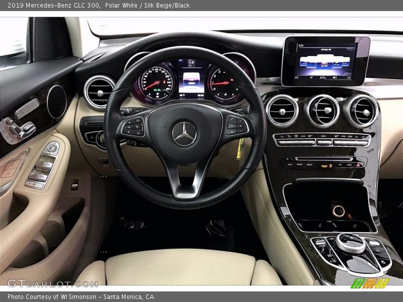 Polar White / Silk Beige/Black 2019 Mercedes-Benz GLC 300