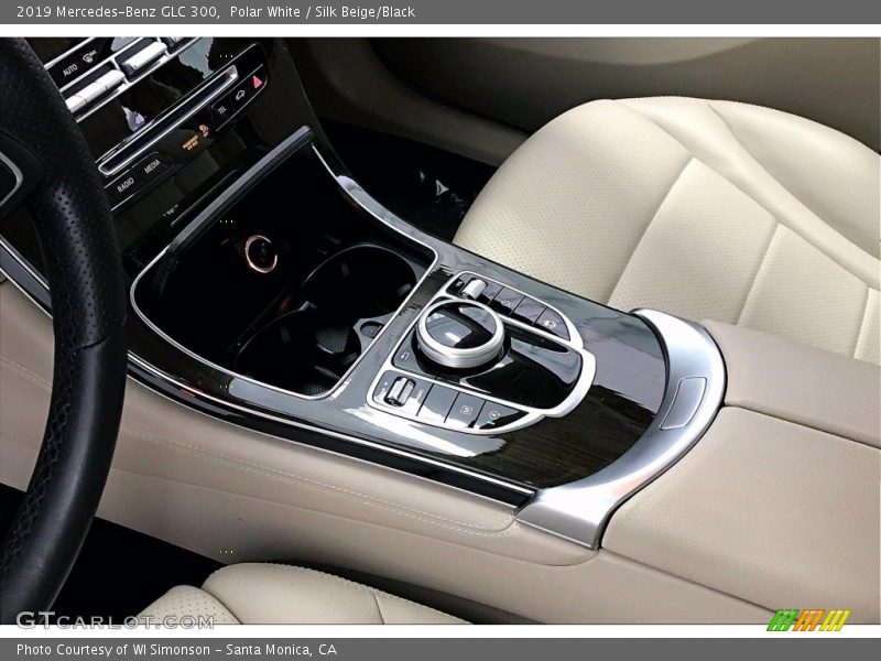 Polar White / Silk Beige/Black 2019 Mercedes-Benz GLC 300