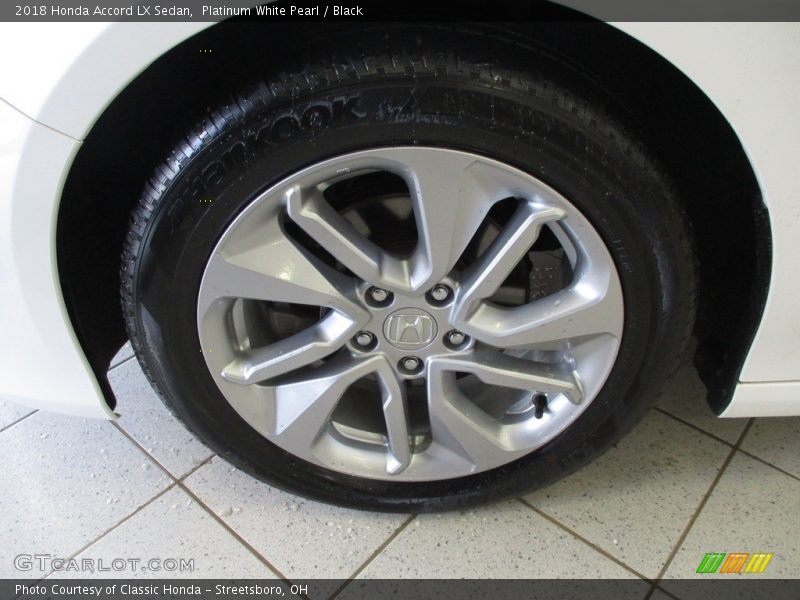 Platinum White Pearl / Black 2018 Honda Accord LX Sedan
