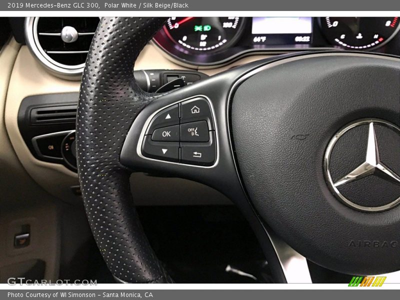 Polar White / Silk Beige/Black 2019 Mercedes-Benz GLC 300