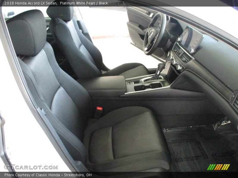 Platinum White Pearl / Black 2018 Honda Accord LX Sedan