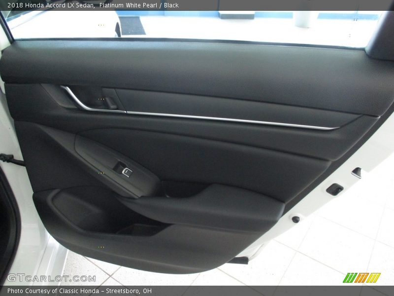 Platinum White Pearl / Black 2018 Honda Accord LX Sedan