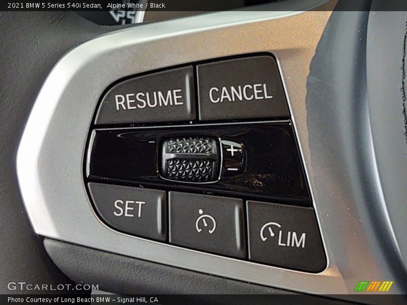 Alpine White / Black 2021 BMW 5 Series 540i Sedan