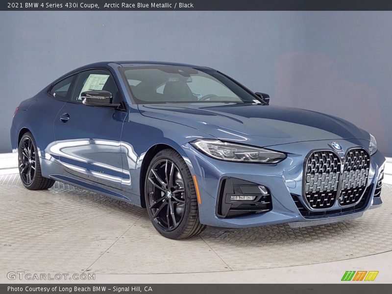 Front 3/4 View of 2021 4 Series 430i Coupe