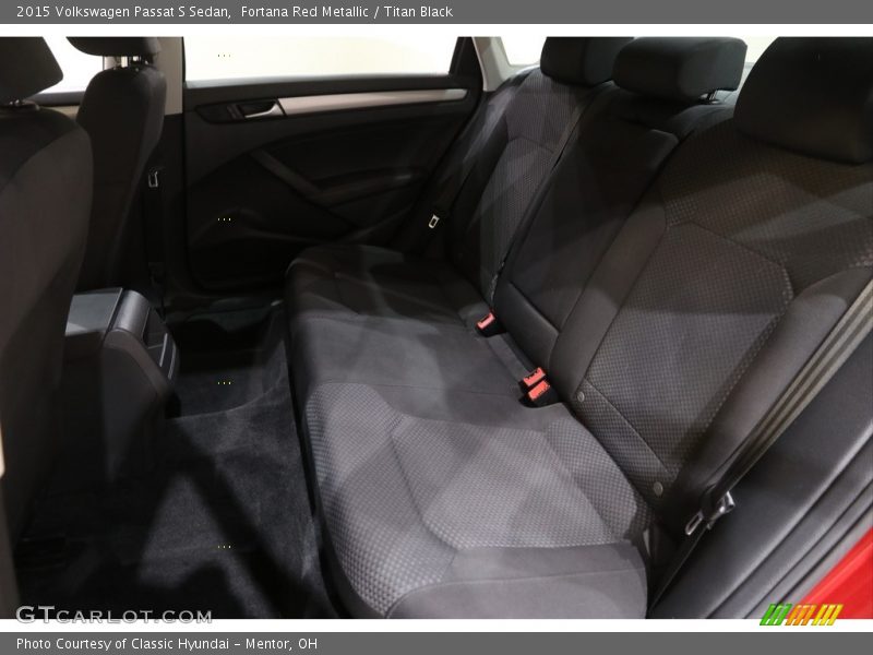 Fortana Red Metallic / Titan Black 2015 Volkswagen Passat S Sedan